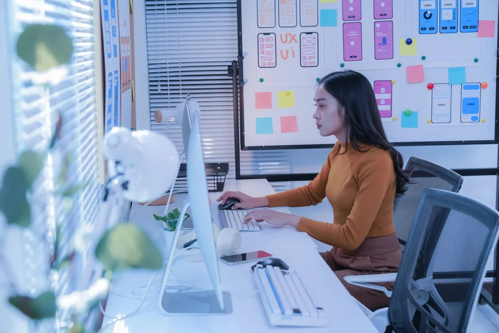 Why Your Business Needs a Mobile App in 2024-25